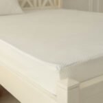 Наматрацник Malen'kiye titany komforta/Маленькі титани комфорту водоутримуючий з бортами, Розмір матрацу (ШхД) 120x190