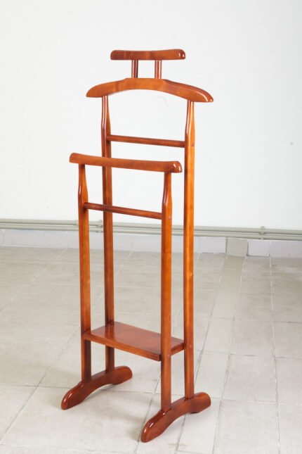 Плечики Альфа, яблуня